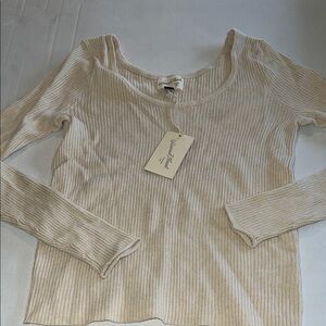 Universal thread top